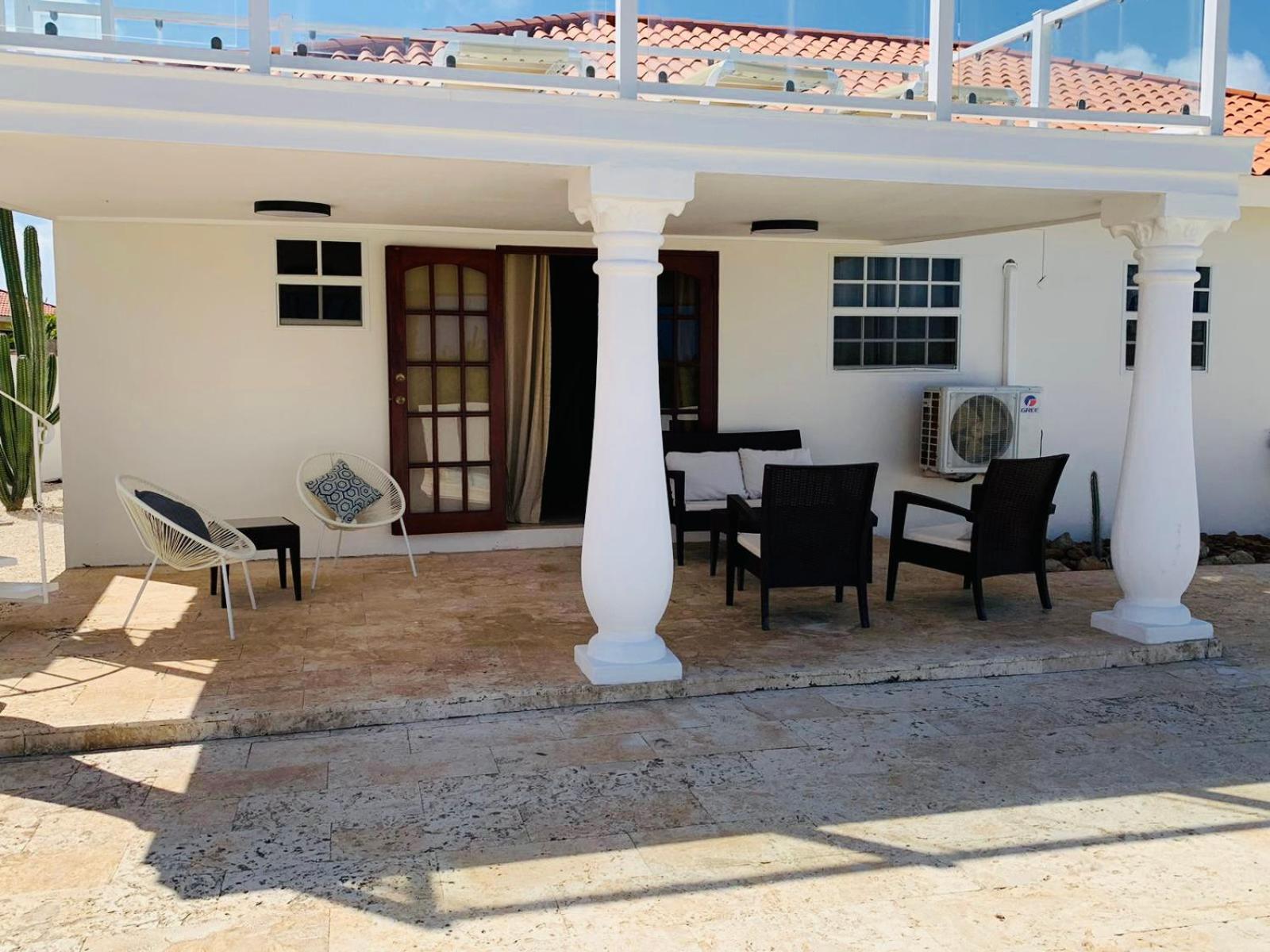 Jolie Villa Entire Villa In Noord, Aruba شاطئ بالم المظهر الخارجي الصورة